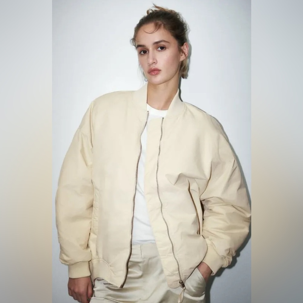Zara Oversized Bomber Jacket Size Medium